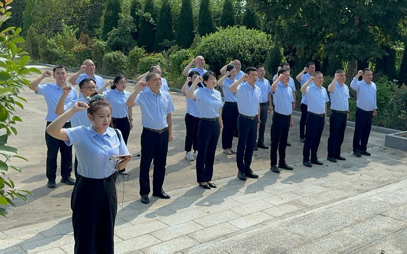 市局<公司>财务科、营销中心、安徽中烟市场营销中心第六区域、  黄梅县局小池党支部联合黄梅县小池镇新河社区党支部开展联学联建活动.